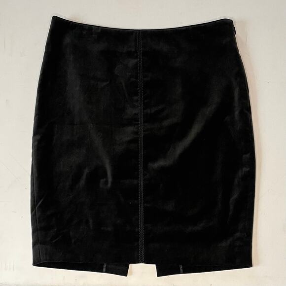 The Limited Black Velvet Pencil Mini Skirt Women’s 4 Lined Classic Chic Workwear - Picture 1 of 10